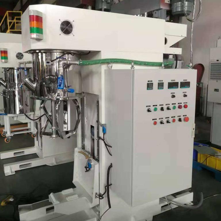 長幅內旋輪線行星攪拌機研究 長幅內旋輪線行星攪拌機研究